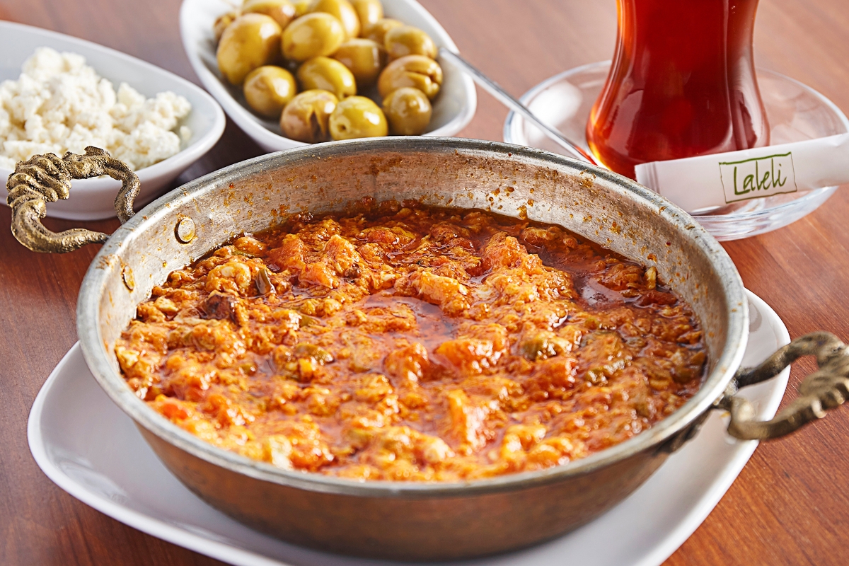 Menemen resmi